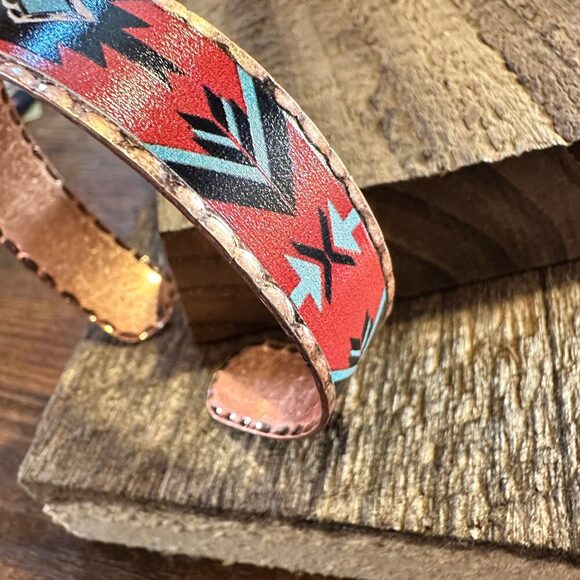 Handmade Boho Native American Aztek Copper Narrow Cuff Bracelet, Red, Gift Box - Picture 6 of 10